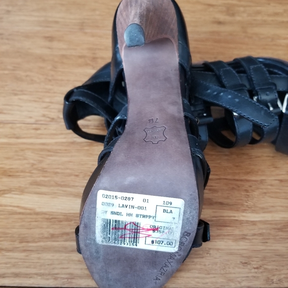 BCBG MaxAzria - Picture 2 of 5